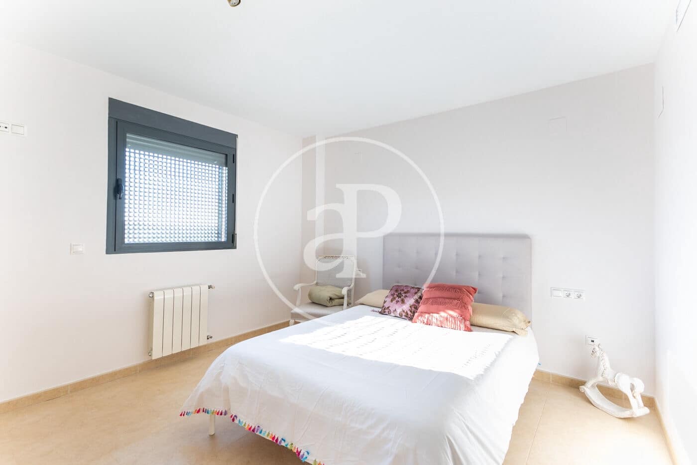 3 soveværelse Villa til salg i Chiva med swimmingpool - € 599.000 (Ref: 9012895)