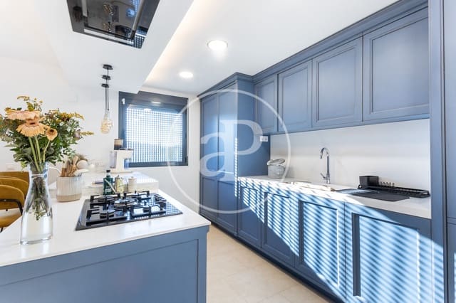 3 quarto Moradia para venda em Chiva com piscina - 599 000 € (Ref: 9012895)