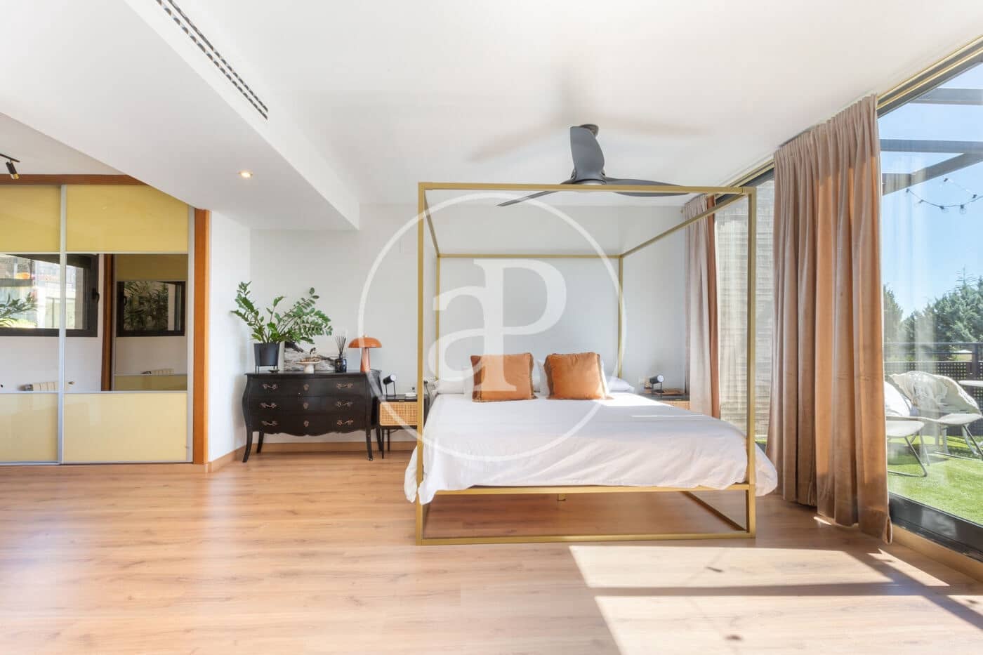 3 sypialnia Willa na sprzedaż w Chiva z basenem - 475 000 € (Ref: 9012895)