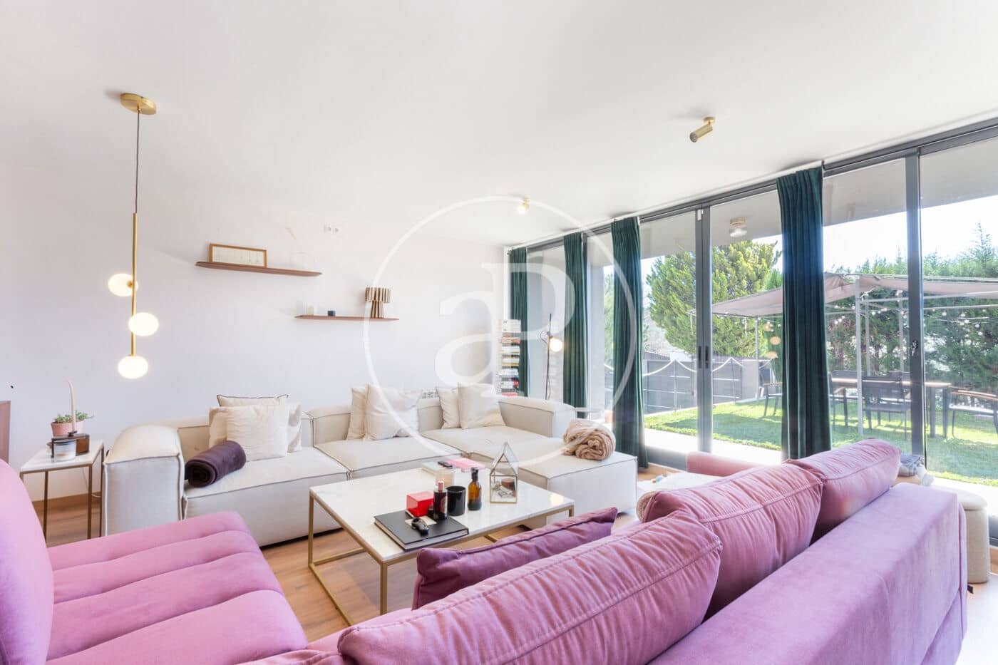 3 sypialnia Willa na sprzedaż w Chiva z basenem - 475 000 € (Ref: 9012895)