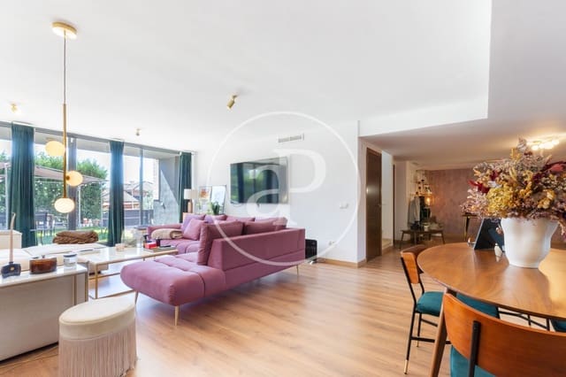 3 quarto Moradia para venda em Chiva com piscina - 475 000 € (Ref: 9012895)