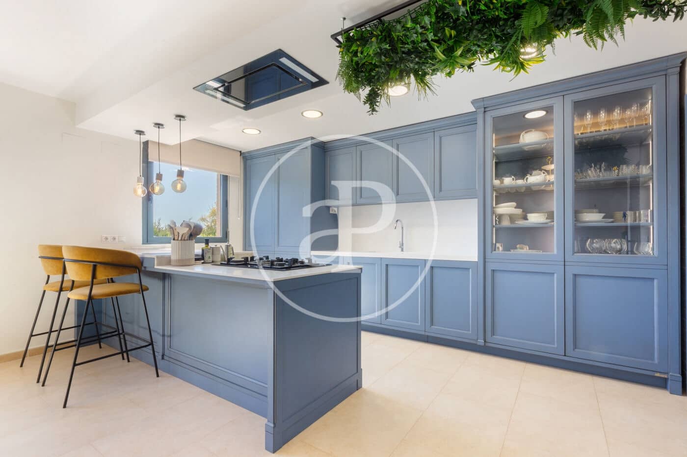 3 sypialnia Willa na sprzedaż w Chiva z basenem - 475 000 € (Ref: 9012895)