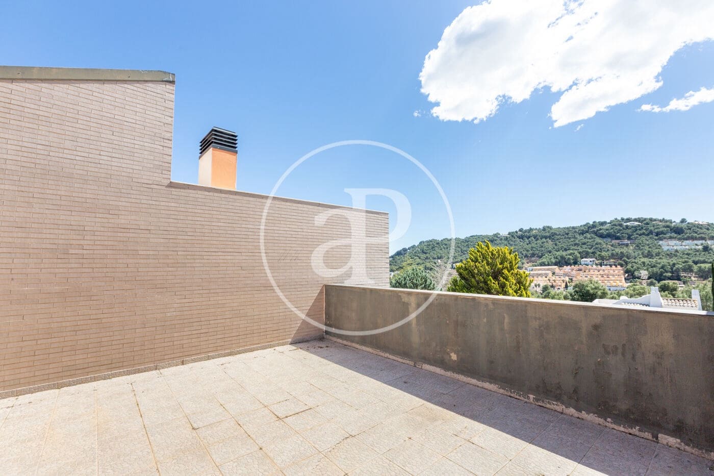 3 sypialnia Willa na sprzedaż w Chiva z basenem - 475 000 € (Ref: 9012895)