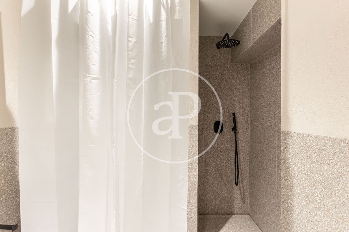 3 soveværelse Lejlighed til salg i Valencia by - € 675.000 (Ref: 9014226)