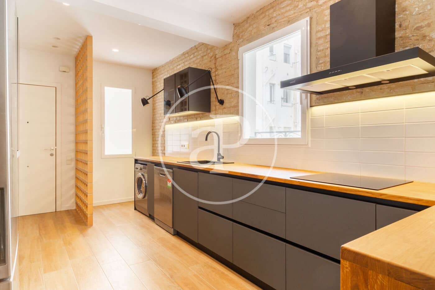 3 soveværelse Lejlighed til leje i Valencia by - € 1.600 (Ref: 9014229)