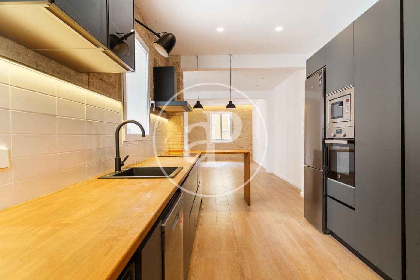 3 soveværelse Lejlighed til leje i Valencia by - € 1.600 (Ref: 9014229)