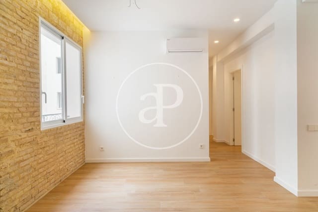 3 soveværelse Lejlighed til leje i Cami Fondo, Valencia by - € 1.600 (Ref: 9014229)