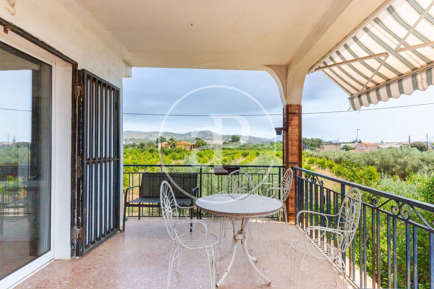 5 soveværelse Villa til salg i Castello de la Plana med swimmingpool - € 299.900 (Ref: 9014231)