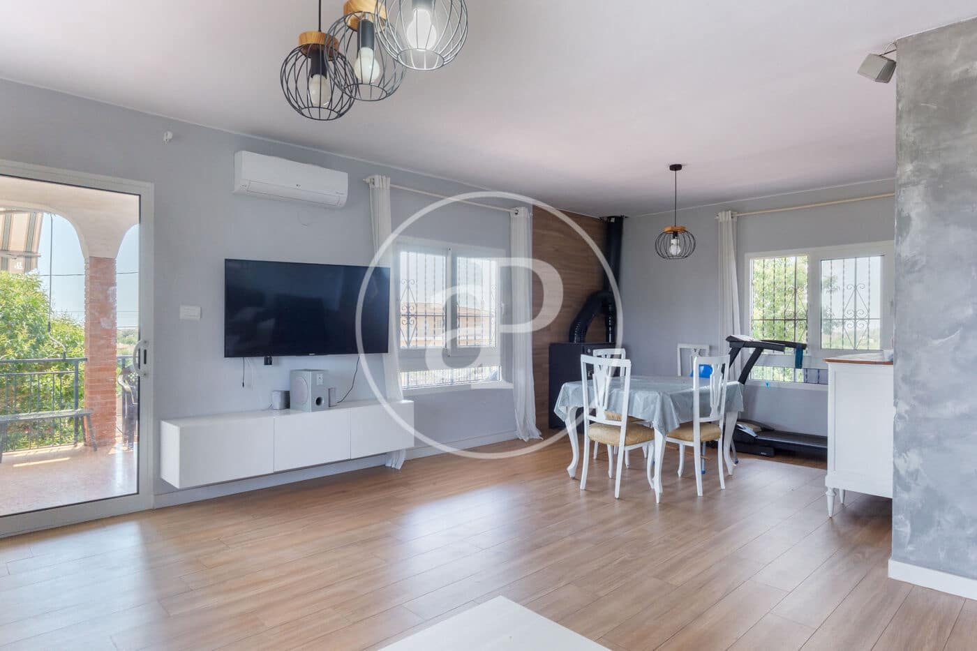 5 soveværelse Villa til salg i Castello de la Plana med swimmingpool - € 299.900 (Ref: 9014231)