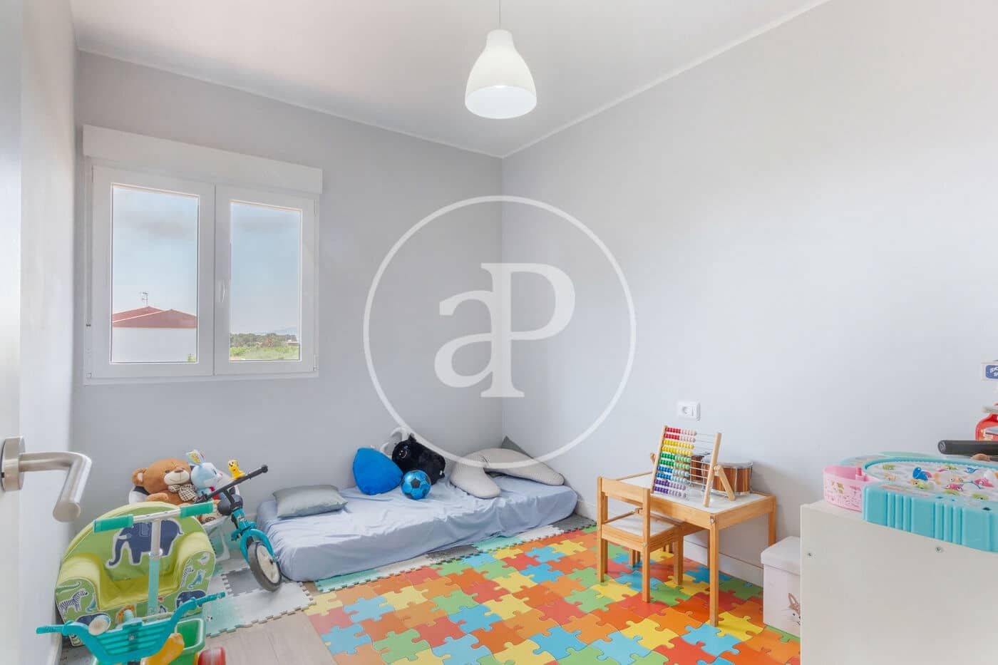 5 soveværelse Villa til salg i Castello de la Plana med swimmingpool - € 299.900 (Ref: 9014231)