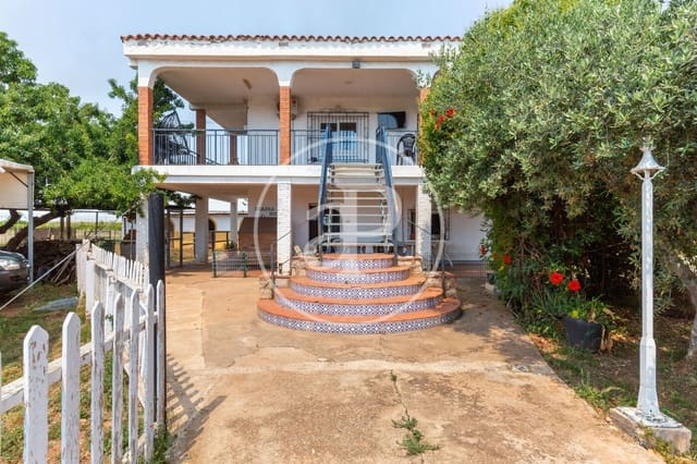 5 bedroom Villa for sale in Oeste, Castelló de la Plana with pool - € 320,000 (Ref: 9014231)