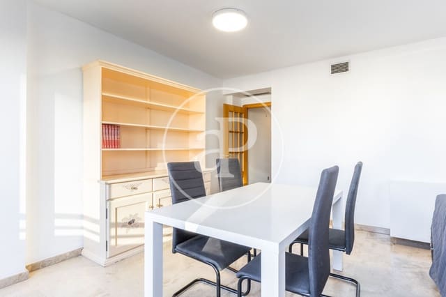 4 chambre Penthouse à vendre à Ciutat de les Arts i de les Ciencies, Valence ville avec piscine - 780 000 € (Ref: 9018438)