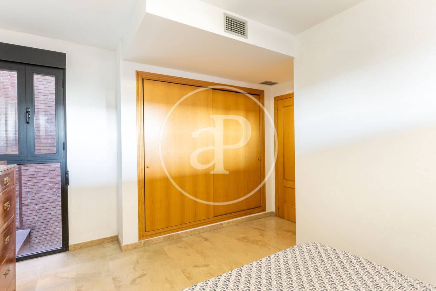 4 slaapkamer Penthouse te koop in Valencia stad met zwembad - € 720.000 (Ref: 9018438)