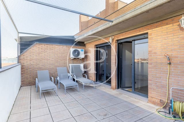 4 chambre Penthouse à vendre à Ciutat de les Arts i de les Ciencies, Valence ville avec piscine - 780 000 € (Ref: 9018438)