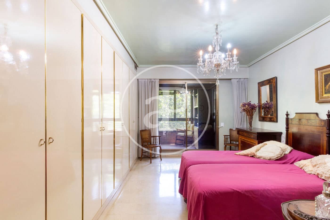 4 soveværelse Lejlighed til salg i Valencia by - € 1.100.000 (Ref: 9021069)