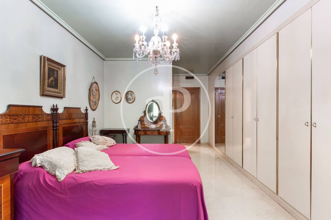 4 soveværelse Lejlighed til salg i Valencia by - € 1.100.000 (Ref: 9021069)