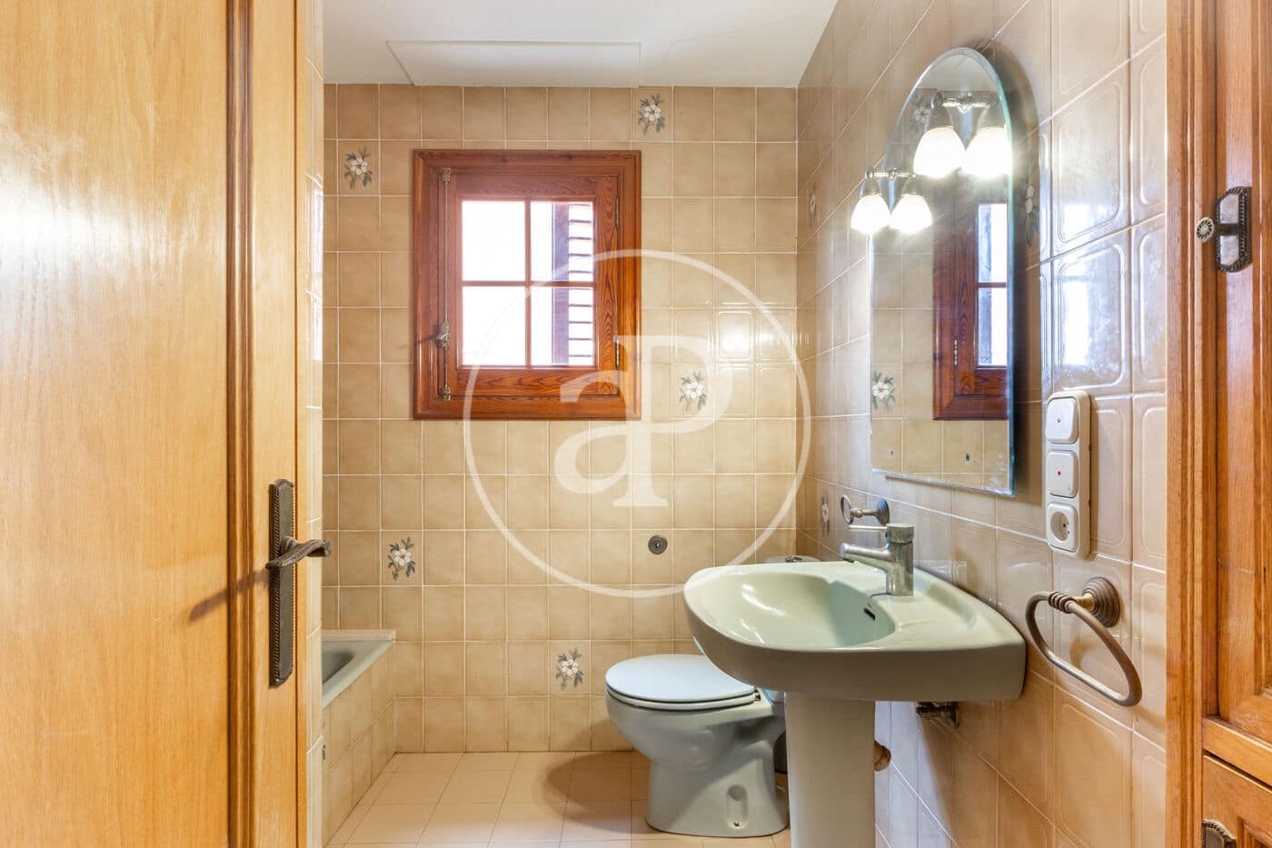 6 soverom Villa til salgs i Torrent med svømmebasseng - € 950 000 (Ref: 9021070)