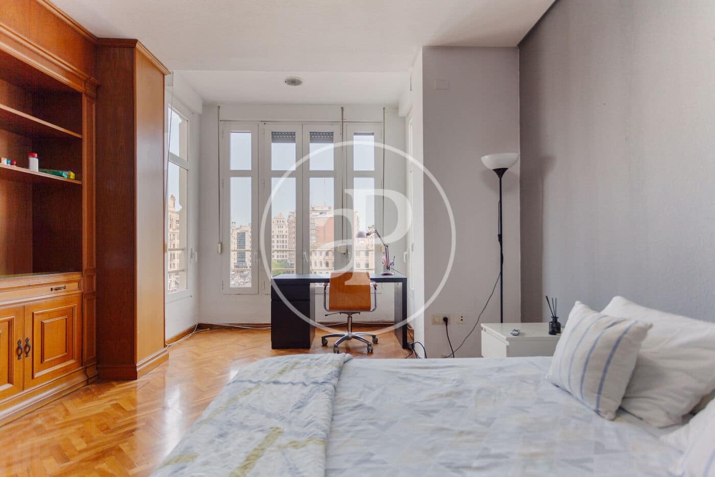 5 makuuhuone Huoneisto vuokrattavana paikassa Valencia kaupunki - 2 170 € (Ref: 9021071)