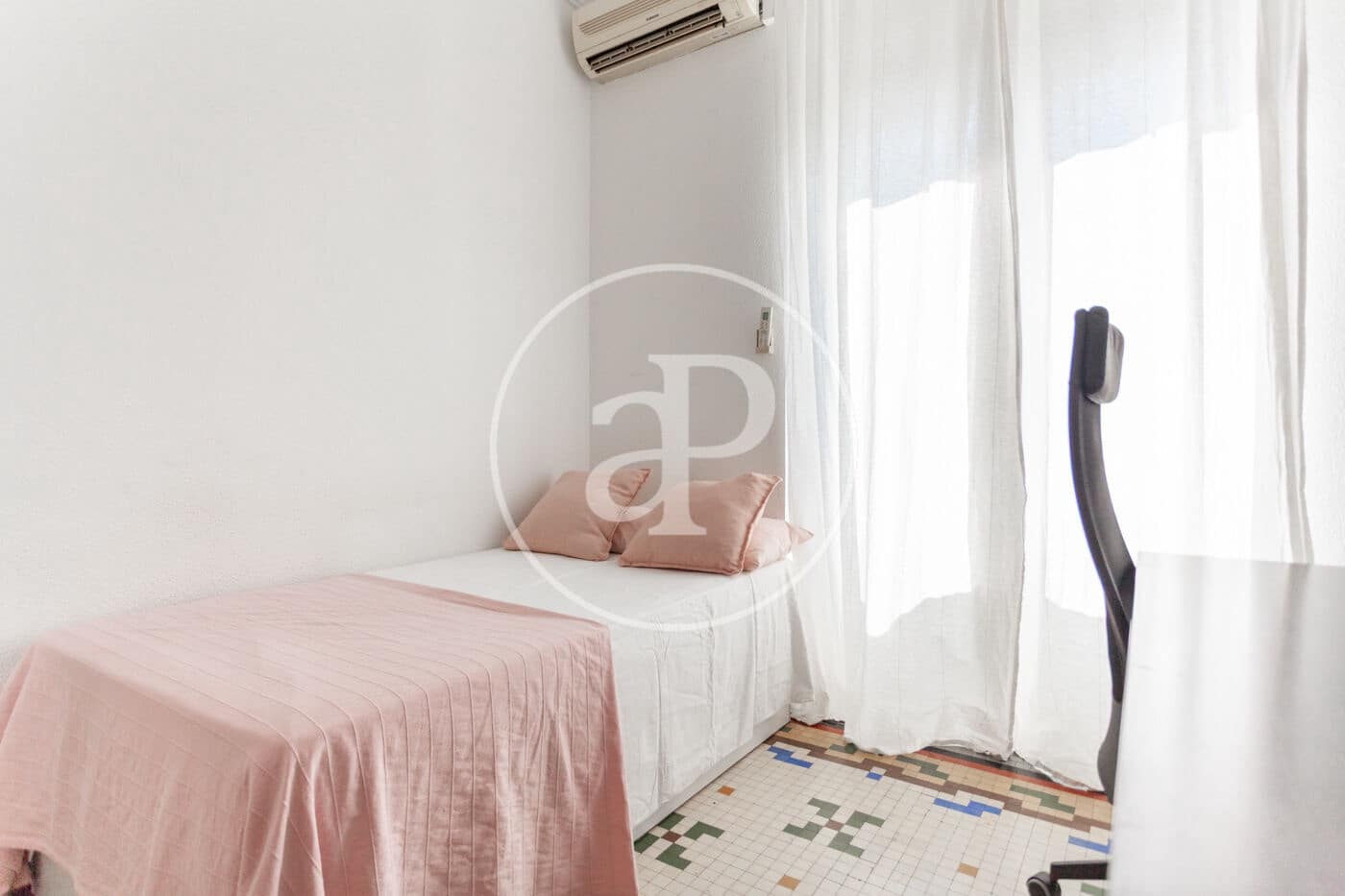 2 soveværelse Lejlighed til leje i Valencia by - € 1.380 (Ref: 9021072)