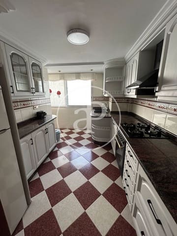 2 soveværelse Lejlighed til leje i En Corts, Valencia by - € 1.400 (Ref: 9021074)