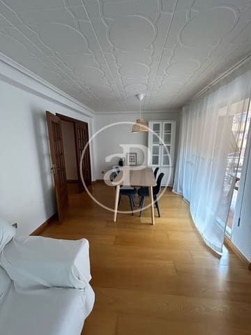 2 soveværelse Lejlighed til leje i En Corts, Valencia by - € 1.400 (Ref: 9021074)