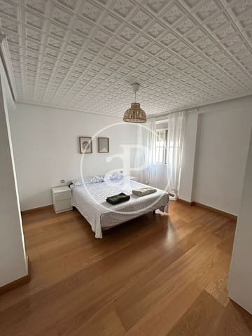 2 soveværelse Lejlighed til leje i En Corts, Valencia by - € 1.400 (Ref: 9021074)