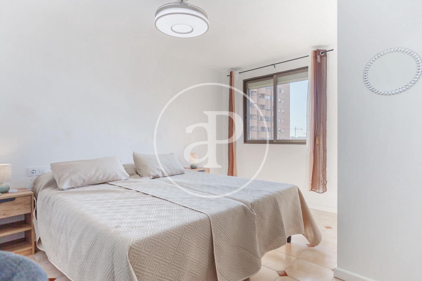 1 soveværelse Lejlighed til leje i Valencia by - € 1.200 (Ref: 9023538)
