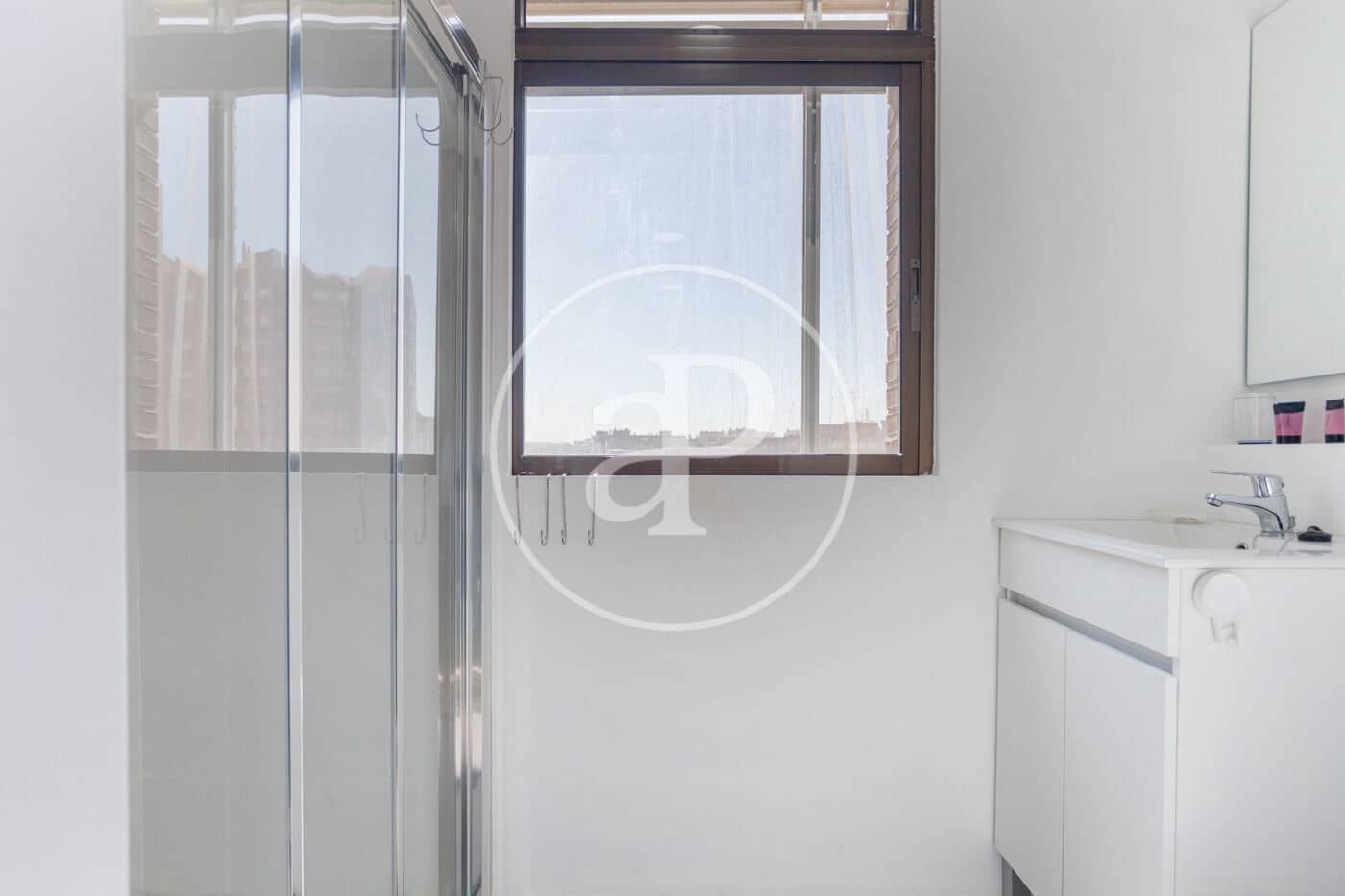 1 soveværelse Lejlighed til leje i Valencia by - € 1.200 (Ref: 9023538)