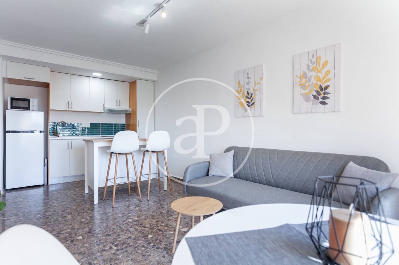 1 soveværelse Lejlighed til leje i Valencia by - € 1.200 (Ref: 9023538)