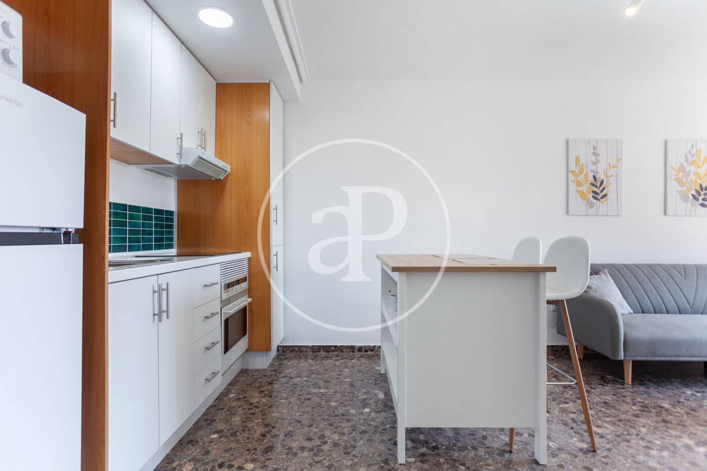 1 soveværelse Lejlighed til leje i Valencia by - € 1.200 (Ref: 9023538)