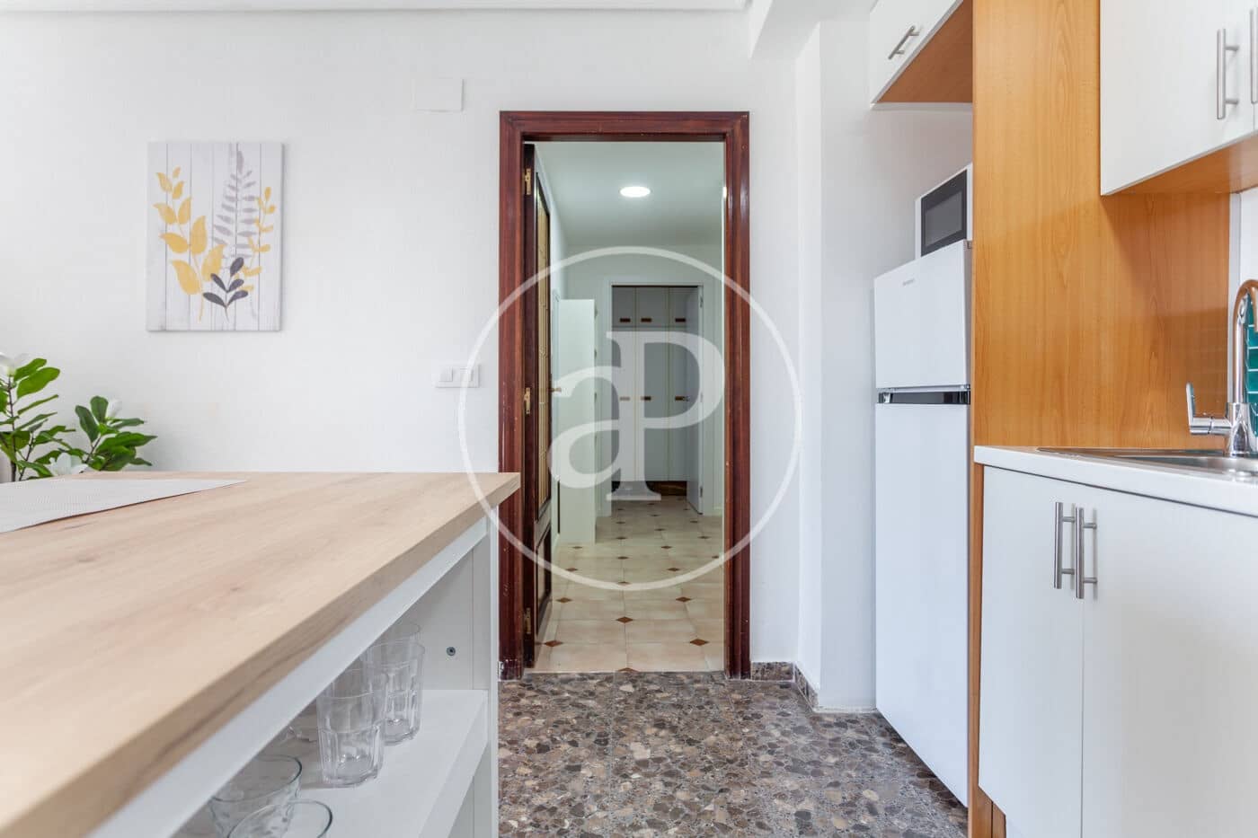 1 soveværelse Lejlighed til leje i Valencia by - € 1.200 (Ref: 9023538)
