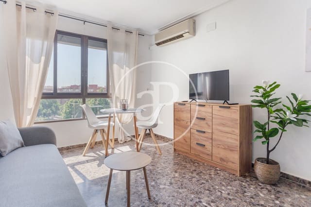 1 soveværelse Lejlighed til leje i Ciutat Universitaria, Valencia by - € 1.200 (Ref: 9023538)