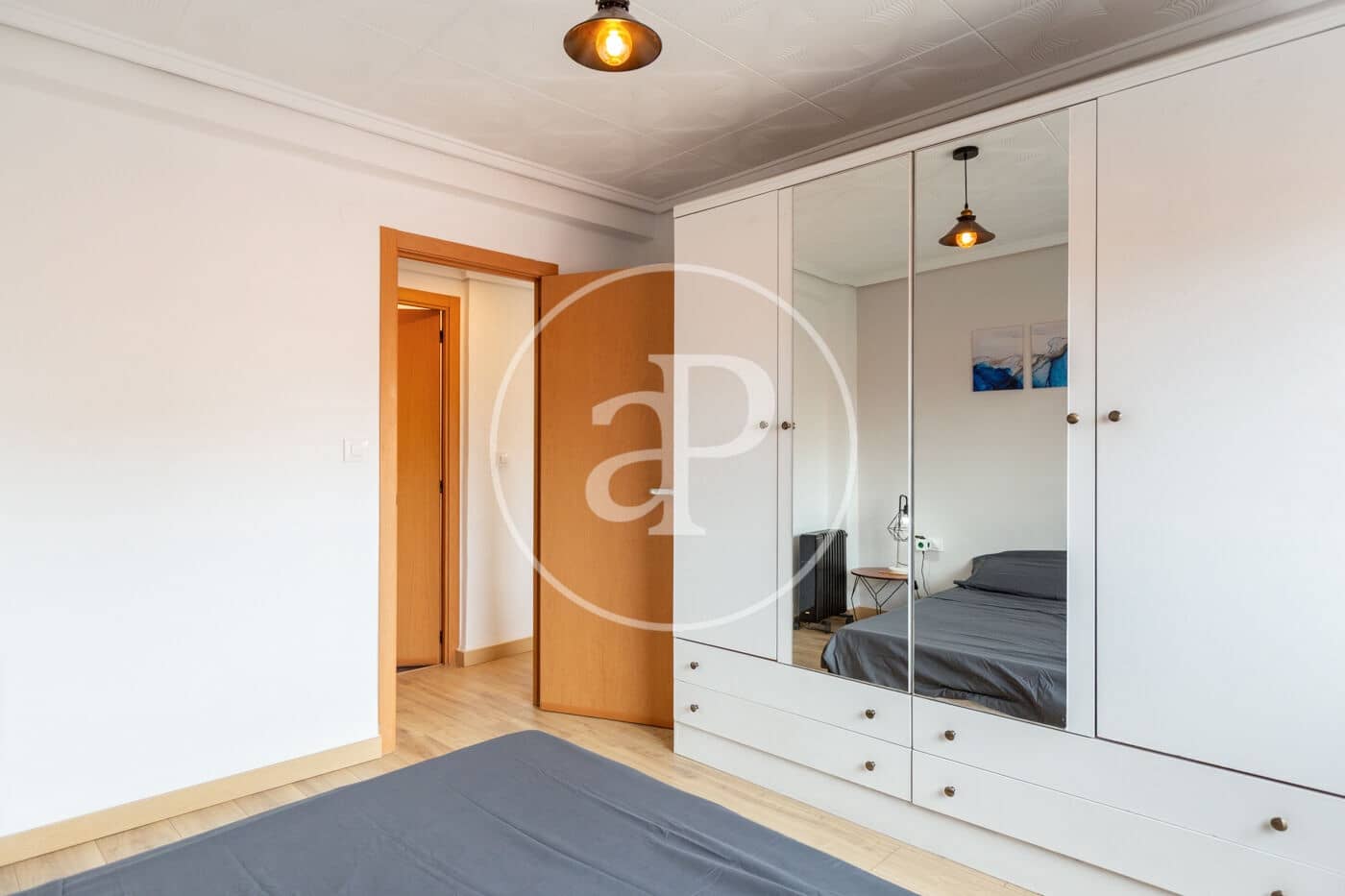 3 soveværelse Lejlighed til salg i Valencia by - € 245.000 (Ref: 9023545)