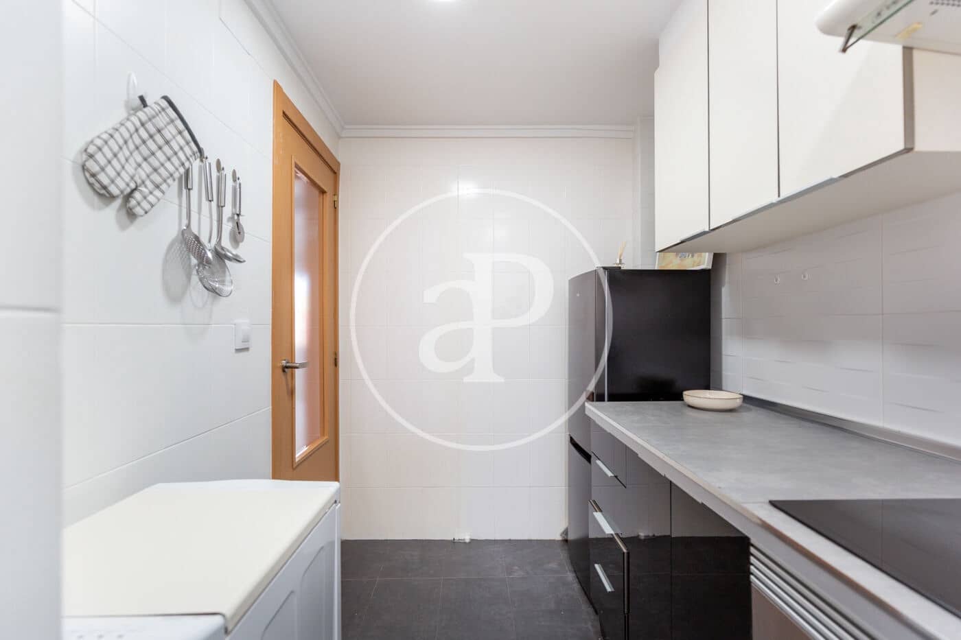 3 soveværelse Lejlighed til salg i Valencia by - € 245.000 (Ref: 9023545)