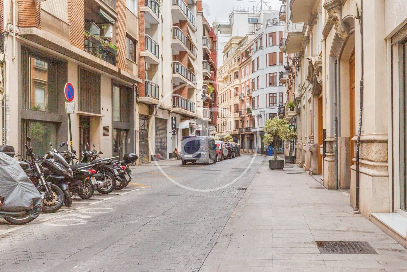 Apartamento en València ciudad en alquiler - 1.200 € (Ref: 9026909)