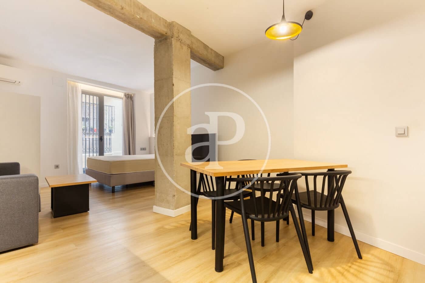 1 soveværelse Lejlighed til leje i Valencia by - € 1.200 (Ref: 9026912)