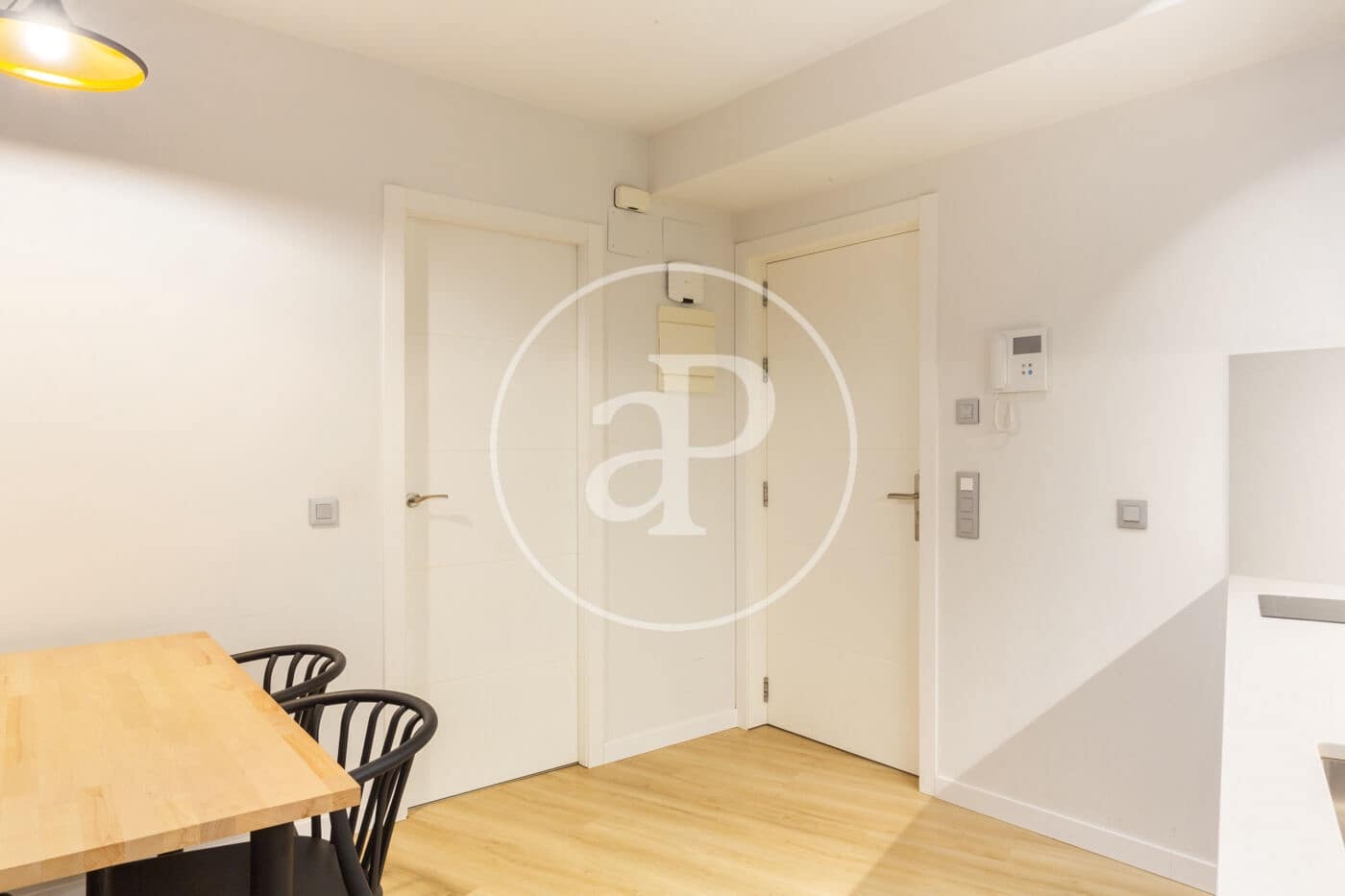 1 soveværelse Lejlighed til leje i Valencia by - € 1.200 (Ref: 9026912)