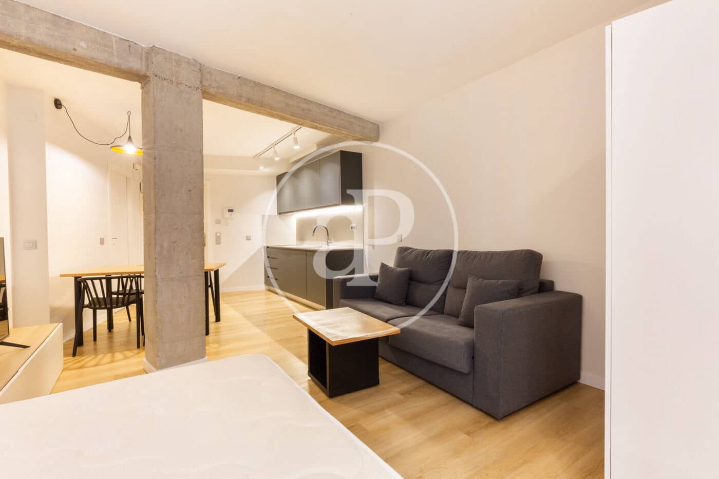 1 soveværelse Lejlighed til leje i Valencia by - € 1.200 (Ref: 9026912)