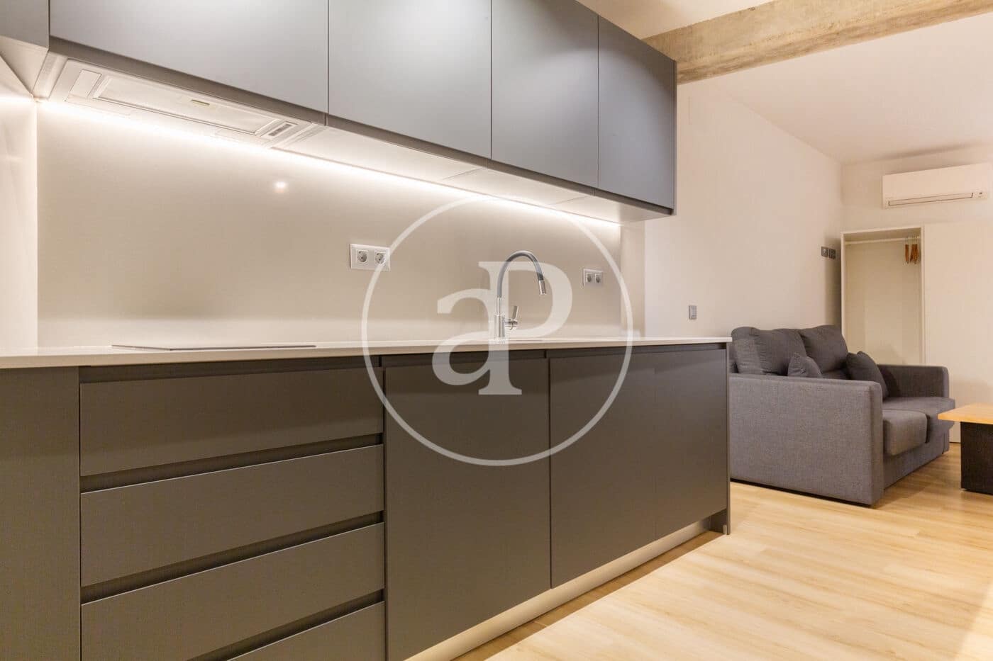 1 soveværelse Lejlighed til leje i Valencia by - € 1.200 (Ref: 9026912)