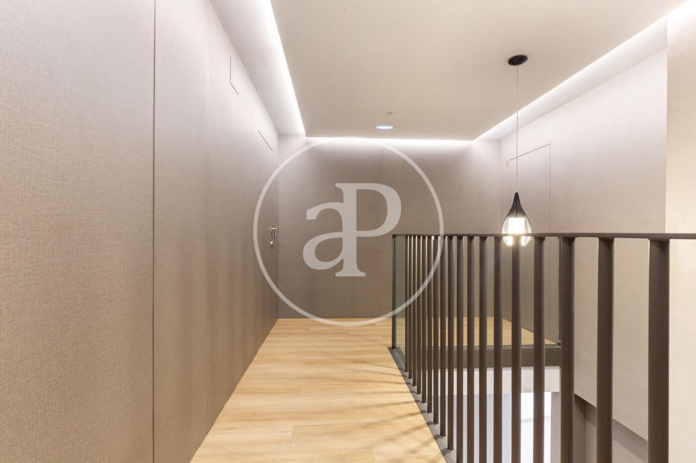 Villa til leje i Valencia by - € 1.100 (Ref: 9026916)