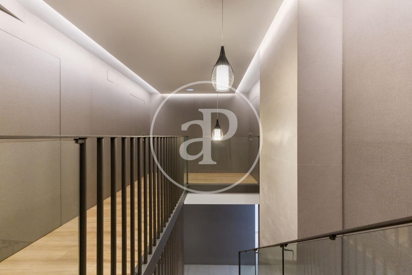 Villa til leje i Valencia by - € 1.100 (Ref: 9026916)