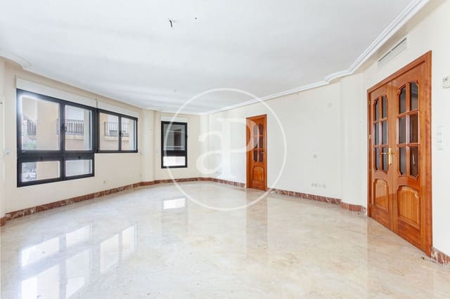 5 makuuhuone Huoneisto myytävänä paikassa Barrio del Centro, Alicante kaupunki - 520 000 € (Ref: 9026920)