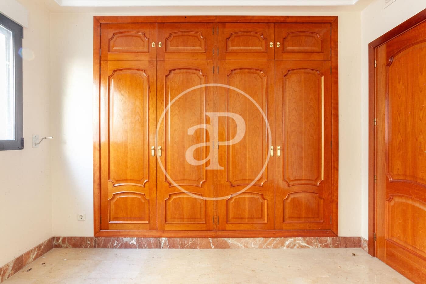 5 makuuhuone Huoneisto myytävänä paikassa Alicante kaupunki - 520 000 € (Ref: 9026920)