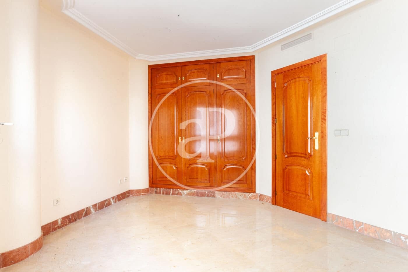 5 makuuhuone Huoneisto myytävänä paikassa Alicante kaupunki - 520 000 € (Ref: 9026920)