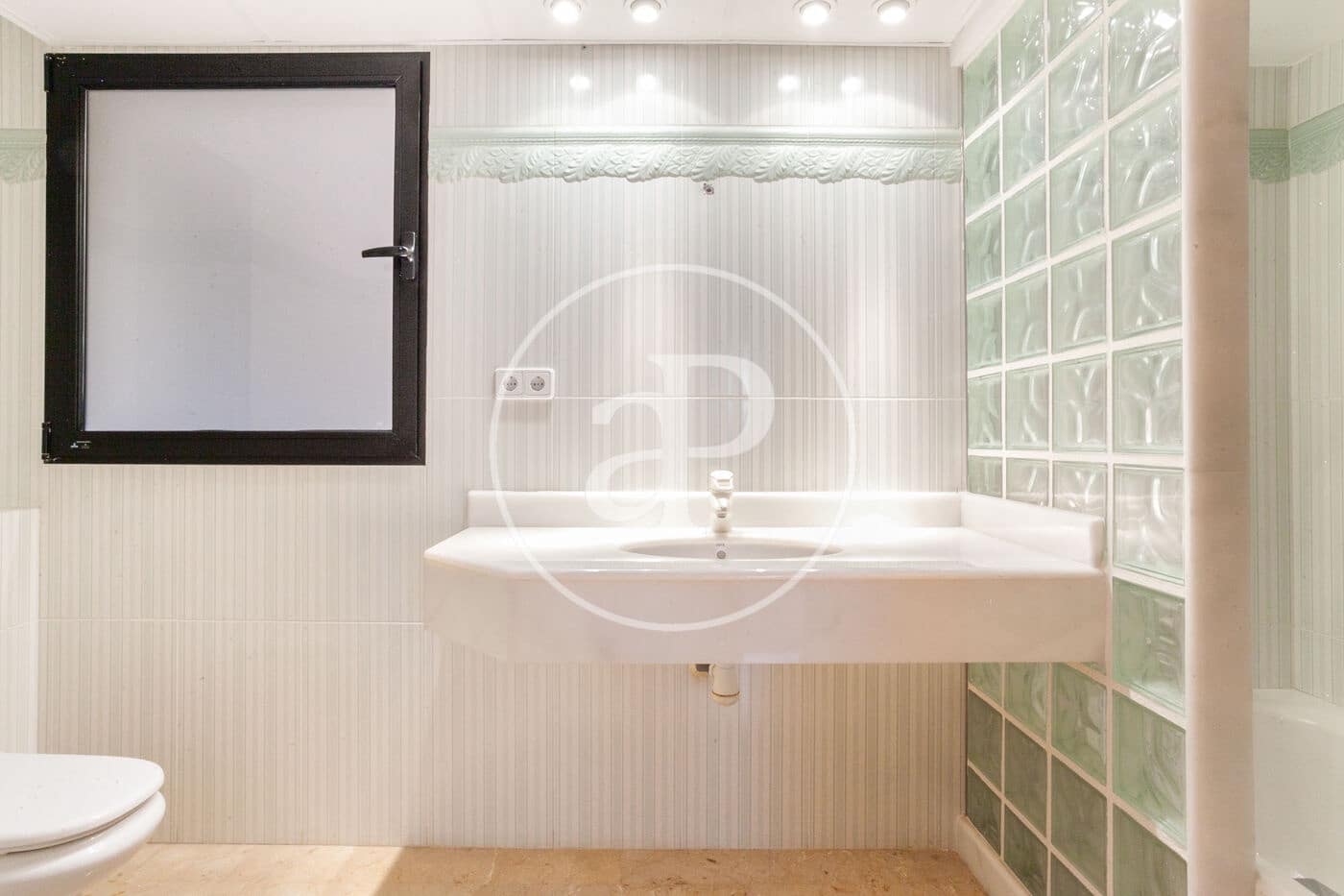 5 makuuhuone Huoneisto myytävänä paikassa Alicante kaupunki - 520 000 € (Ref: 9026920)