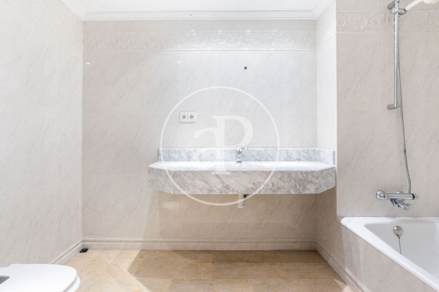 5 makuuhuone Huoneisto myytävänä paikassa Alicante kaupunki - 520 000 € (Ref: 9026920)