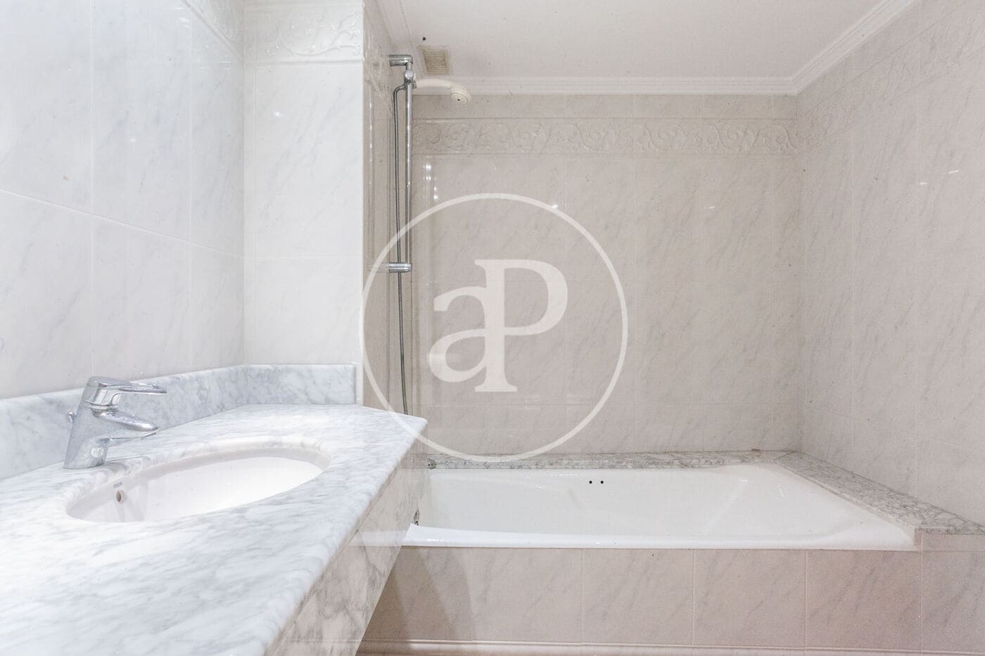 5 makuuhuone Huoneisto myytävänä paikassa Alicante kaupunki - 520 000 € (Ref: 9026920)