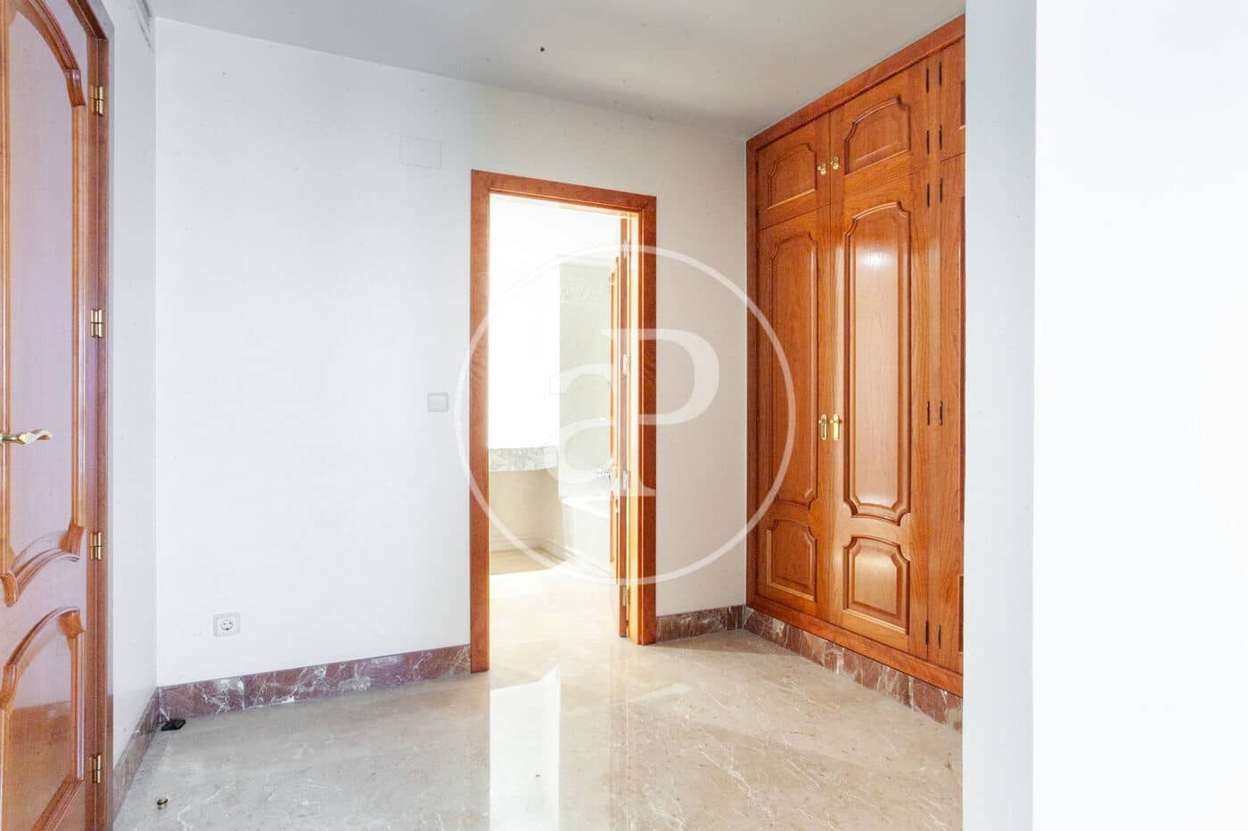 5 makuuhuone Huoneisto myytävänä paikassa Alicante kaupunki - 520 000 € (Ref: 9026920)