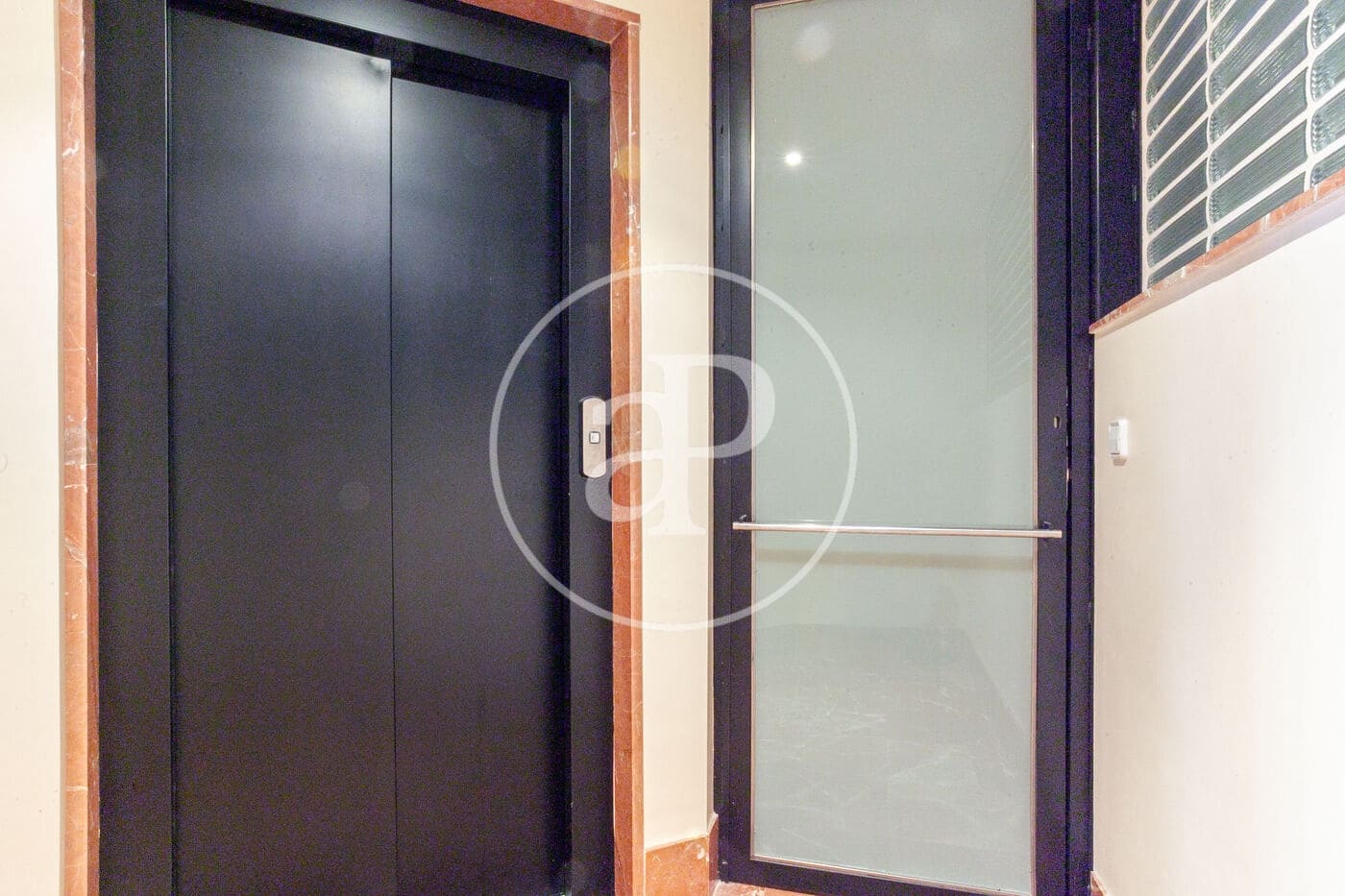 5 makuuhuone Huoneisto myytävänä paikassa Alicante kaupunki - 520 000 € (Ref: 9026920)