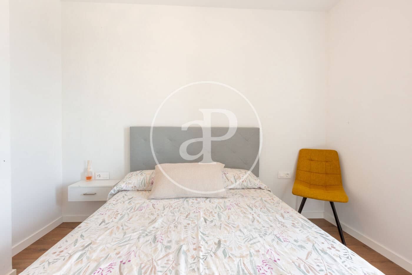 3 bedroom Penthouse for sale in Valencia city with pool - € 795,000 (Ref: 9029955)